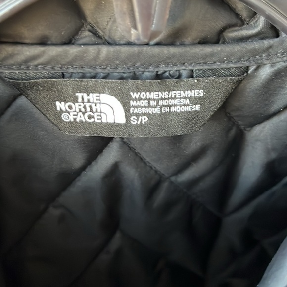 NWOT - North Face light jacket size S - Picture 5 of 15